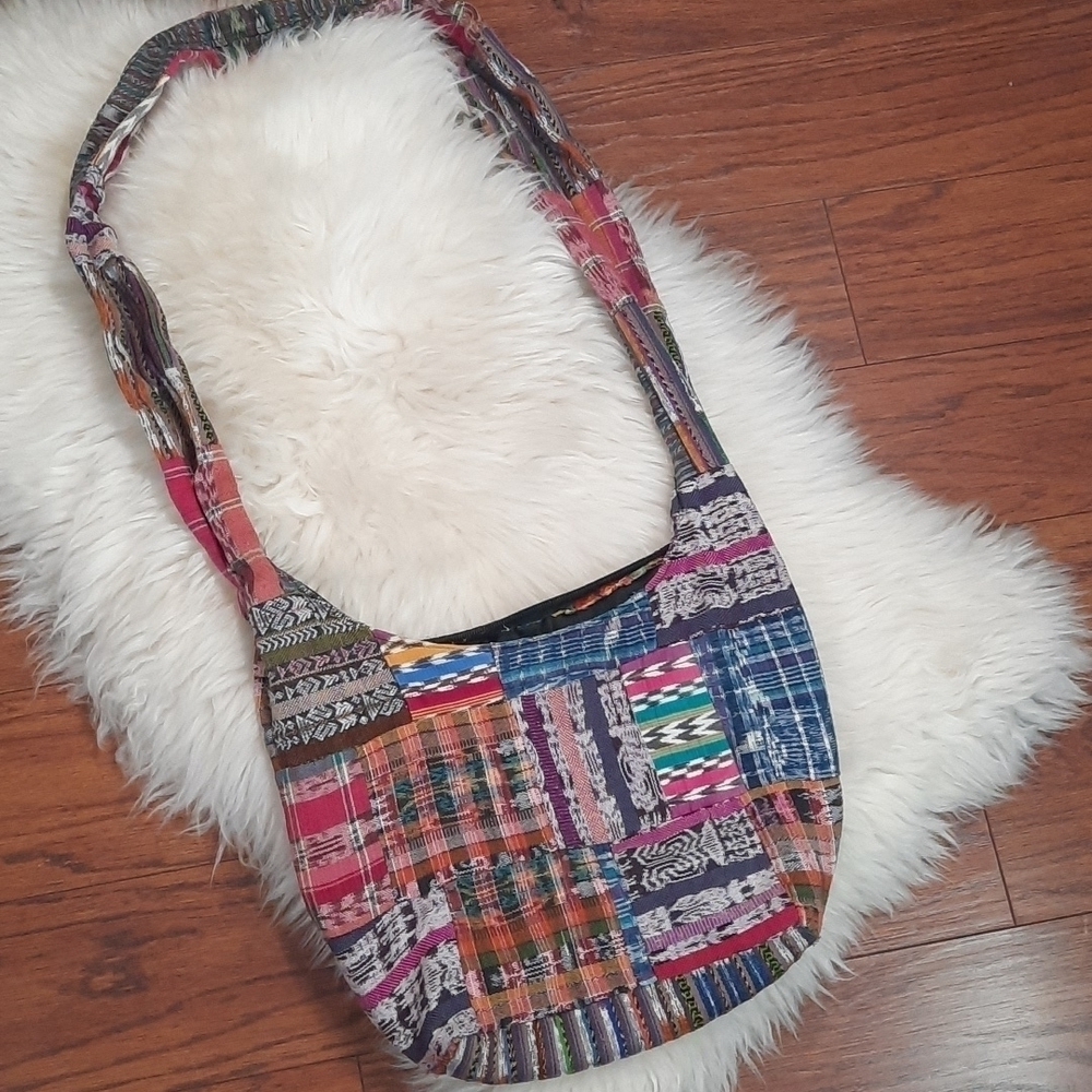 Upcyled Patch Embroidered Handmade Purse - Picture 4 of 6